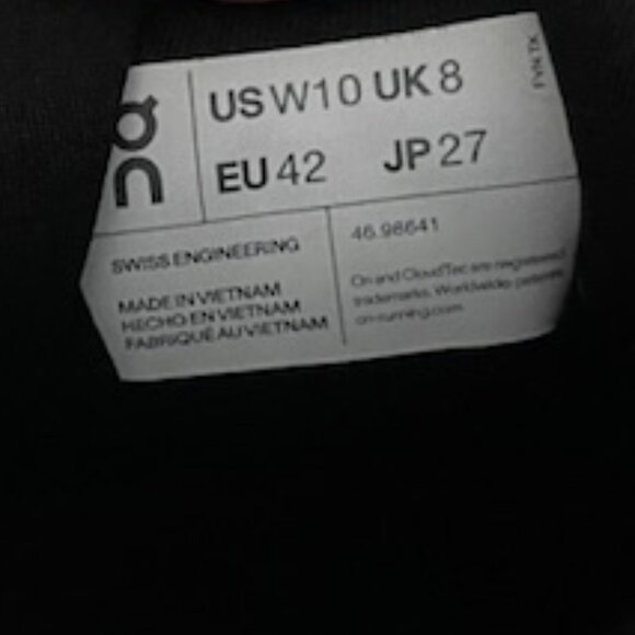 On Clouds Cloudrunner Size 10 Women Athletic Sneaker in Heron/Black EUC - Picture 5 of 5